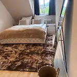 شقة Stilvolle Mit Dom-blick & Balkon Zentral In