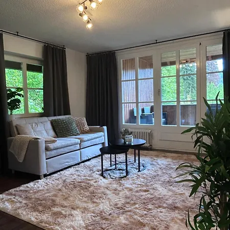 Stilvolle Mit Dom-blick & Balkon Zentral In *